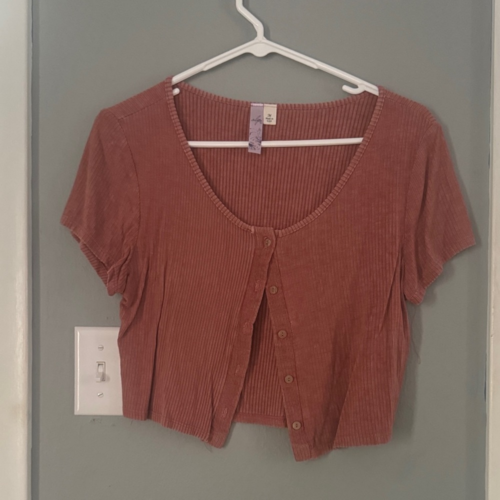 Alya Ribbed Button-Front Crop Top - Terracotta